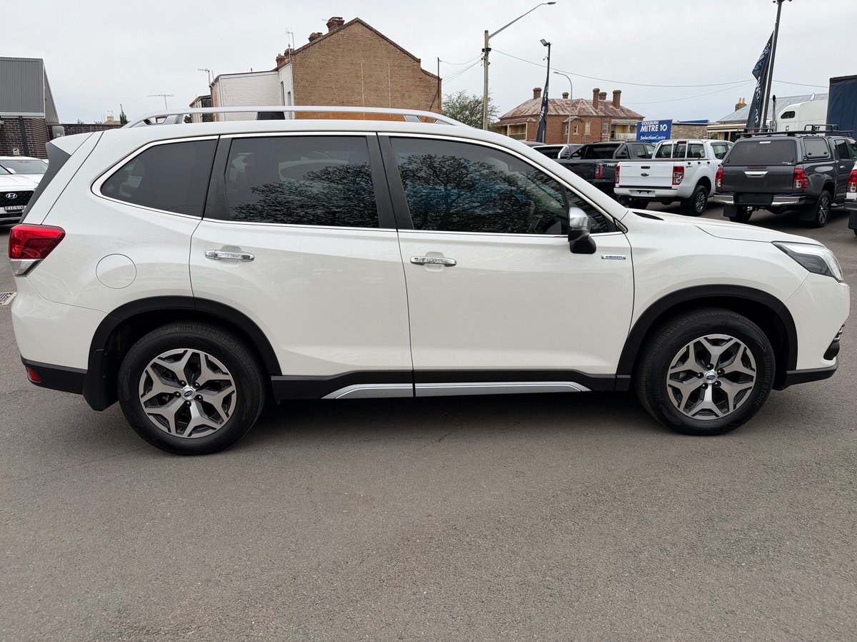 2022 SUBARU FORESTER HYBRID L (AWD) MY22 image 8