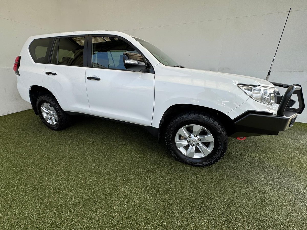 2019 Toyota Landcruiser Prado GX GDJ150R 4X4 Dual Range image 19