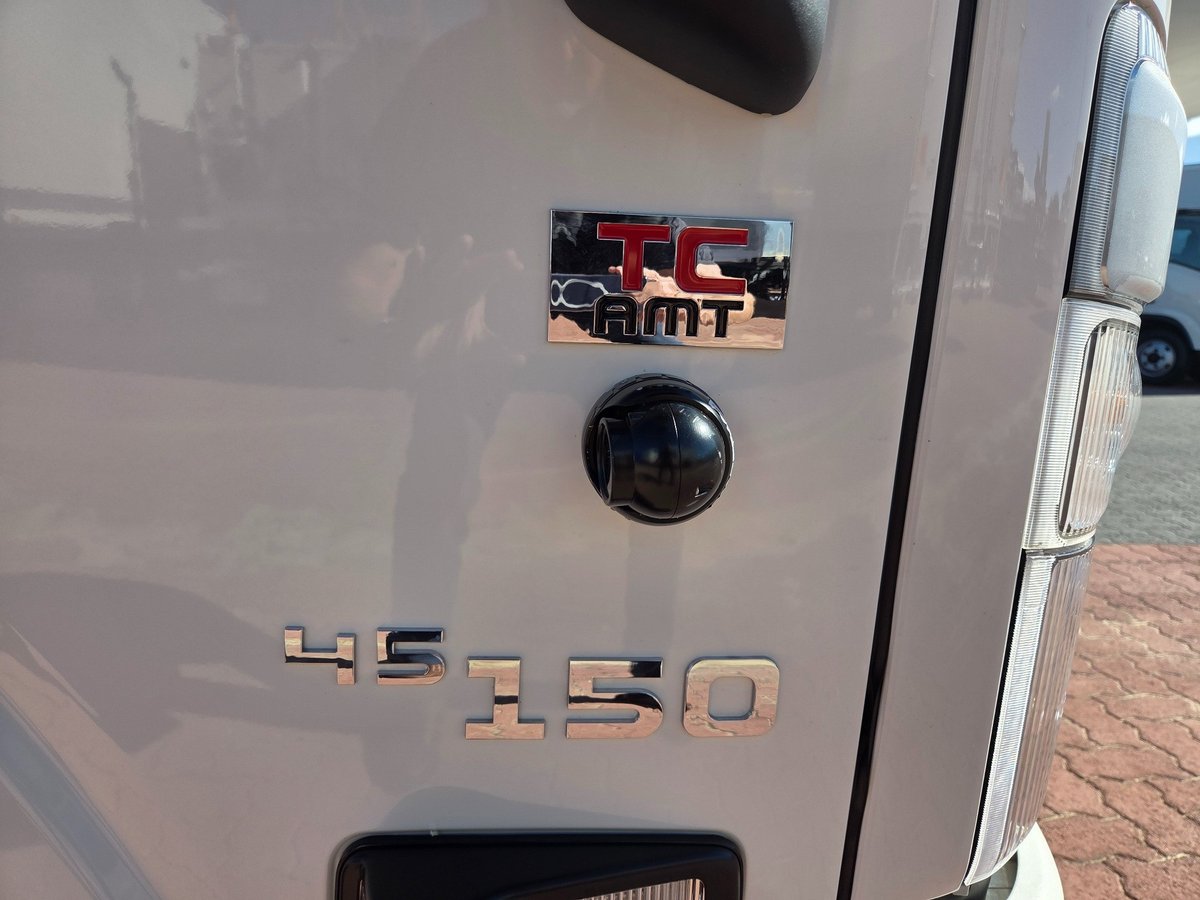 2024 Isuzu Trucks Nlr 45-150 Amt Mwb Car License Tray image 3