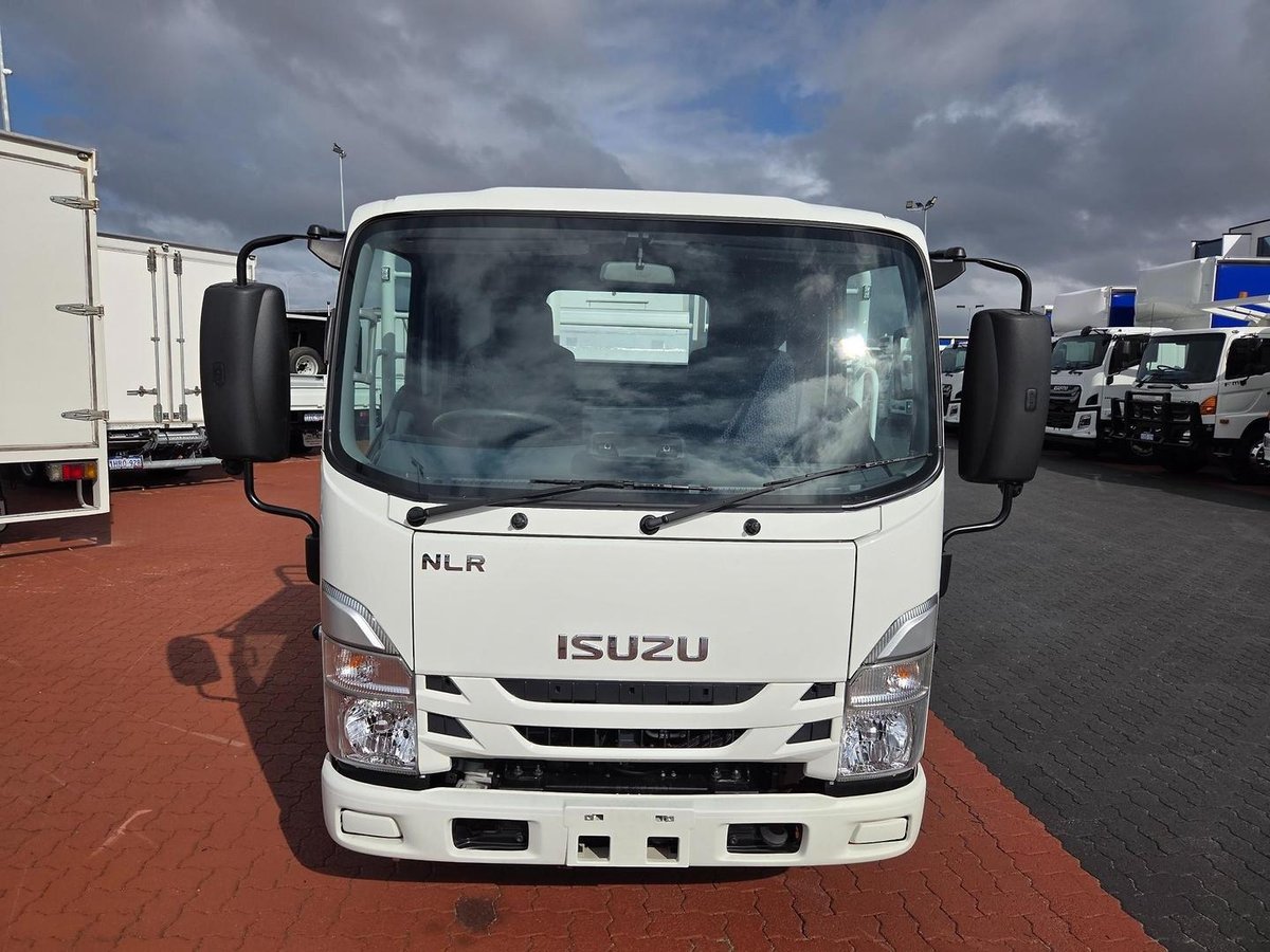 2024 Isuzu Nlr 45-150 Amt Mwb Car License Tray image 13