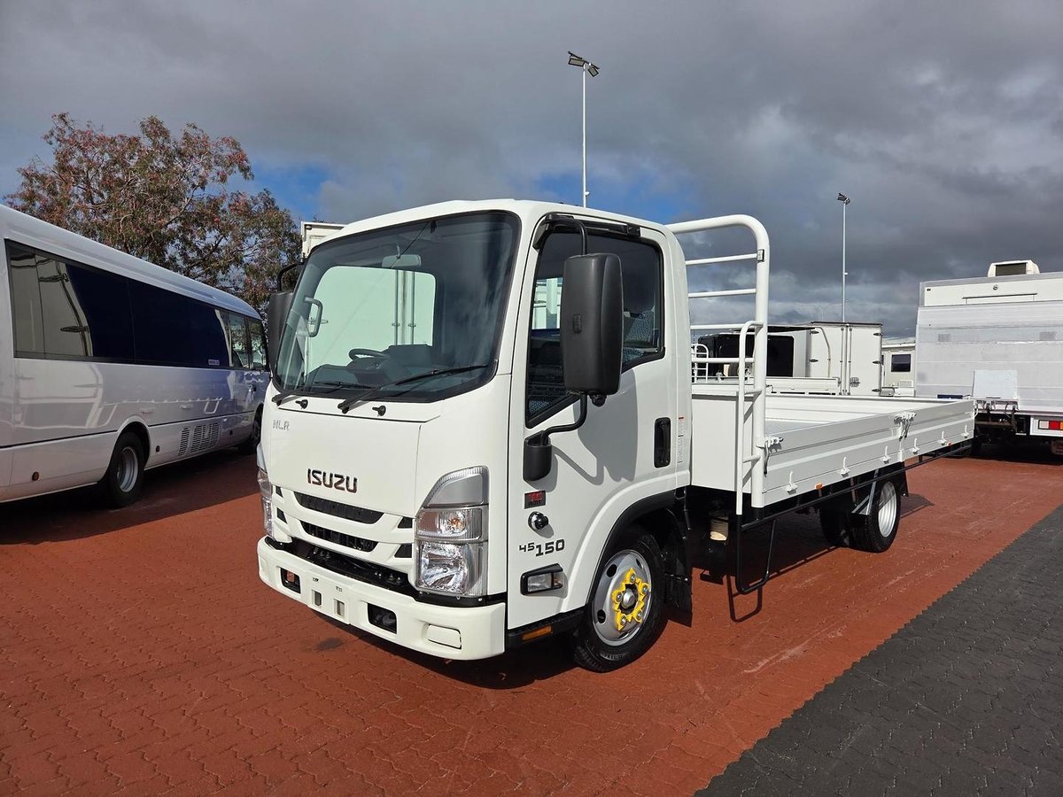 2024 Isuzu Nlr 45-150 Amt Mwb Car License Tray image 20