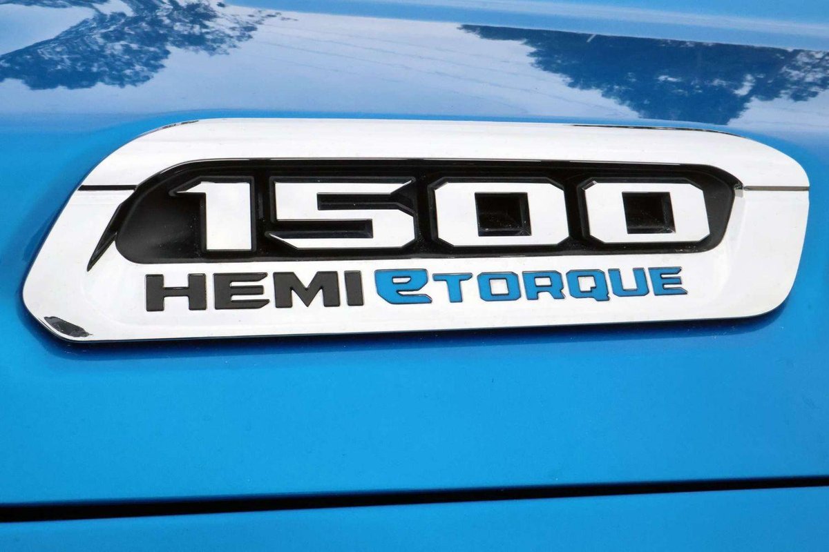 2023 RAM 1500 Big Horn DT MY24 4X4 Dual Range image 23