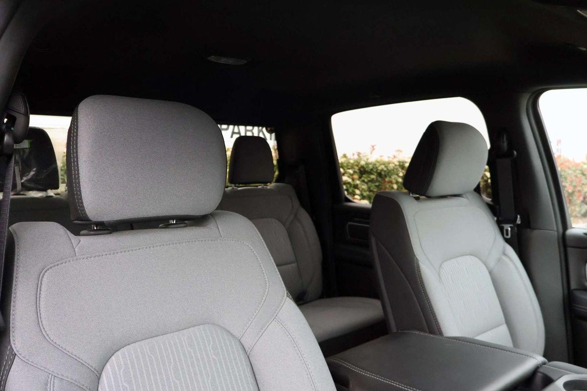 2023 RAM 1500 Big Horn DT MY24 4X4 Dual Range image 11