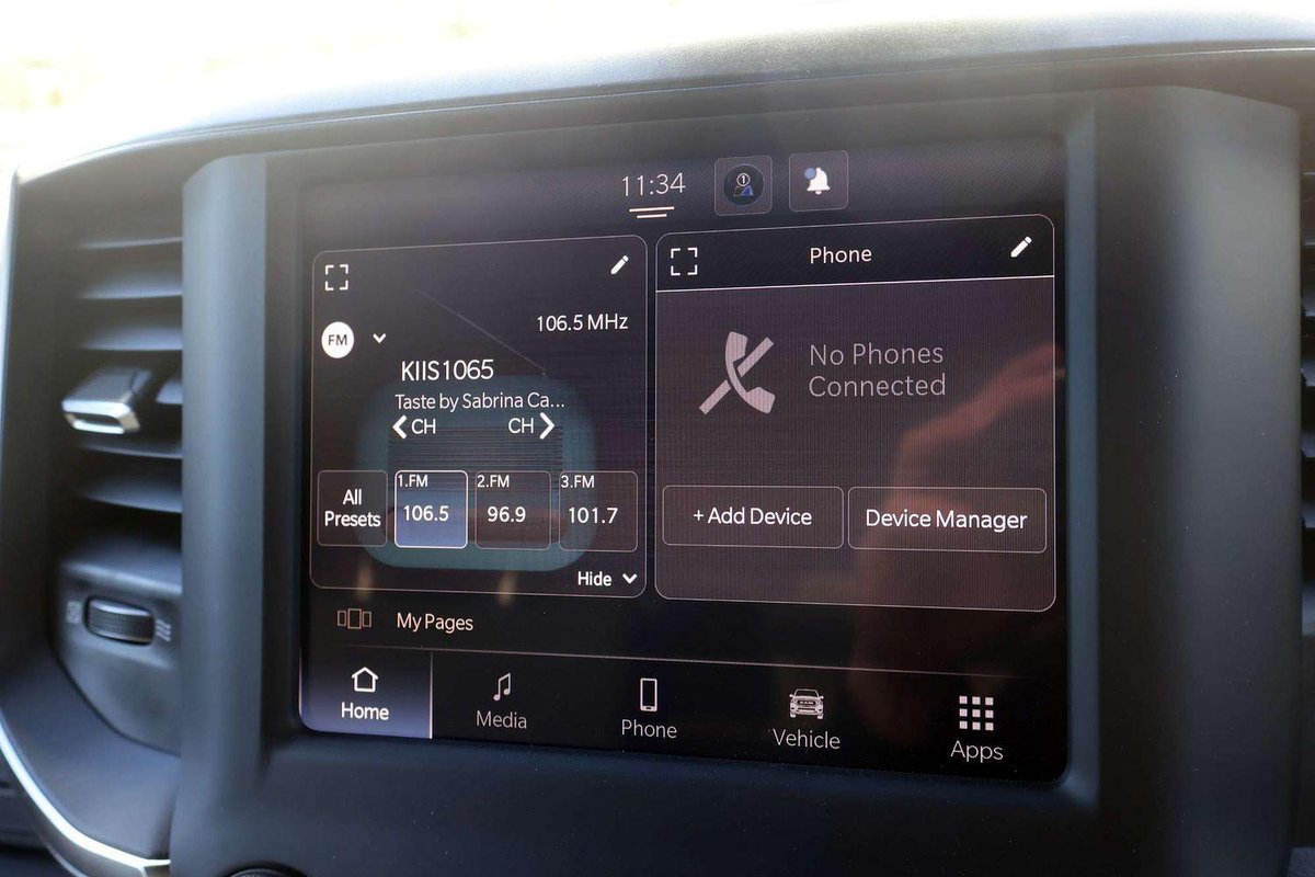 2023 RAM 1500 Big Horn DT MY24 4X4 Dual Range image 13