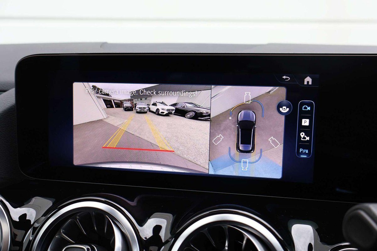 2025 Mercedes-Benz GLA-Class GLA200 H247 image 22