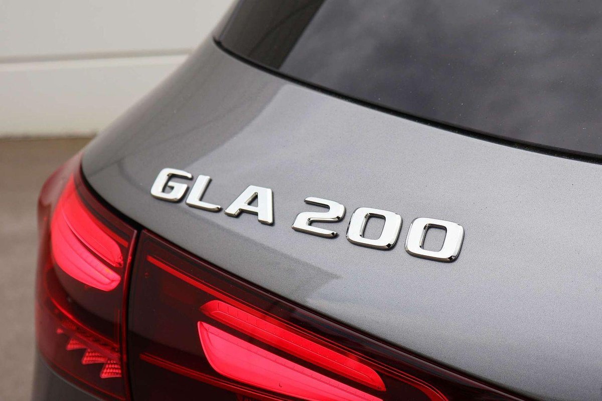 2025 Mercedes-Benz GLA-Class GLA200 H247 image 15