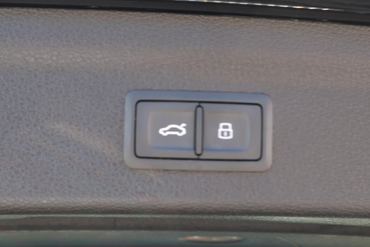 2021 Audi Q3 35 TFSI F3 MY21 image 25