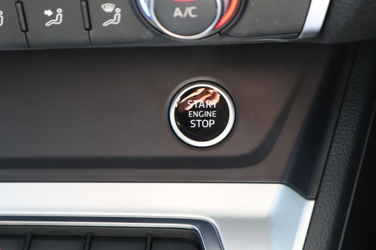2021 Audi Q3 35 TFSI F3 MY21 image 17