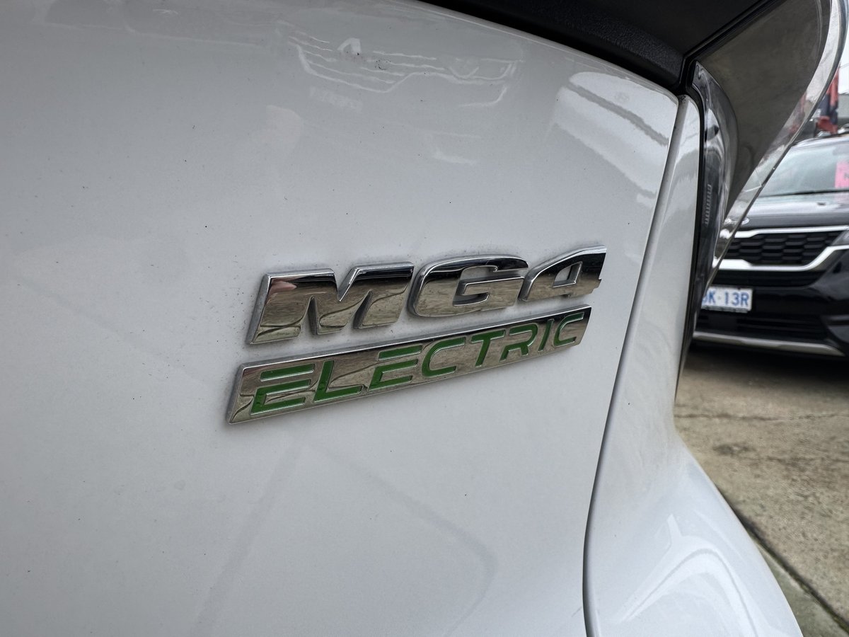 2024 MG MG4 Excite 64 150kW MEH32 MY24 image 11