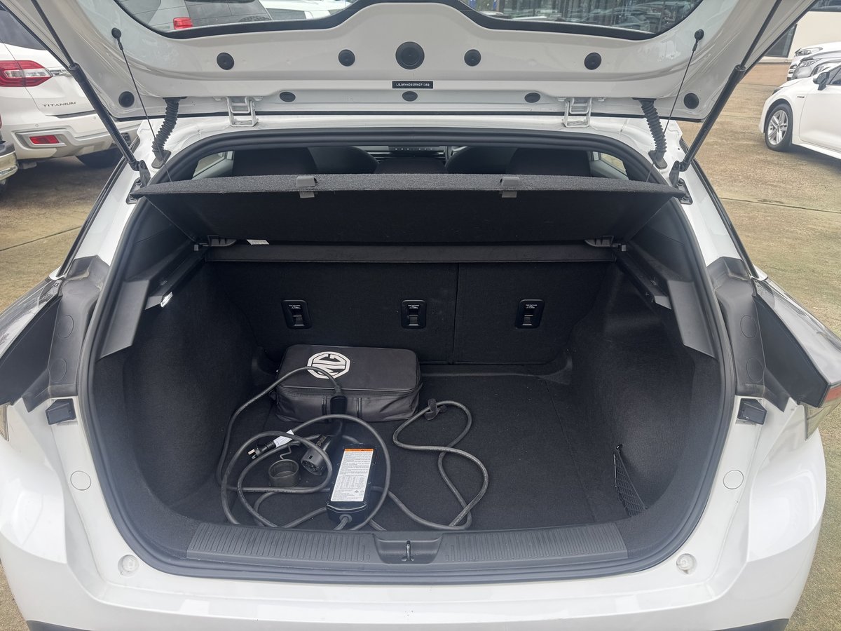 2024 MG MG4 Excite 64 150kW MEH32 MY24 image 12