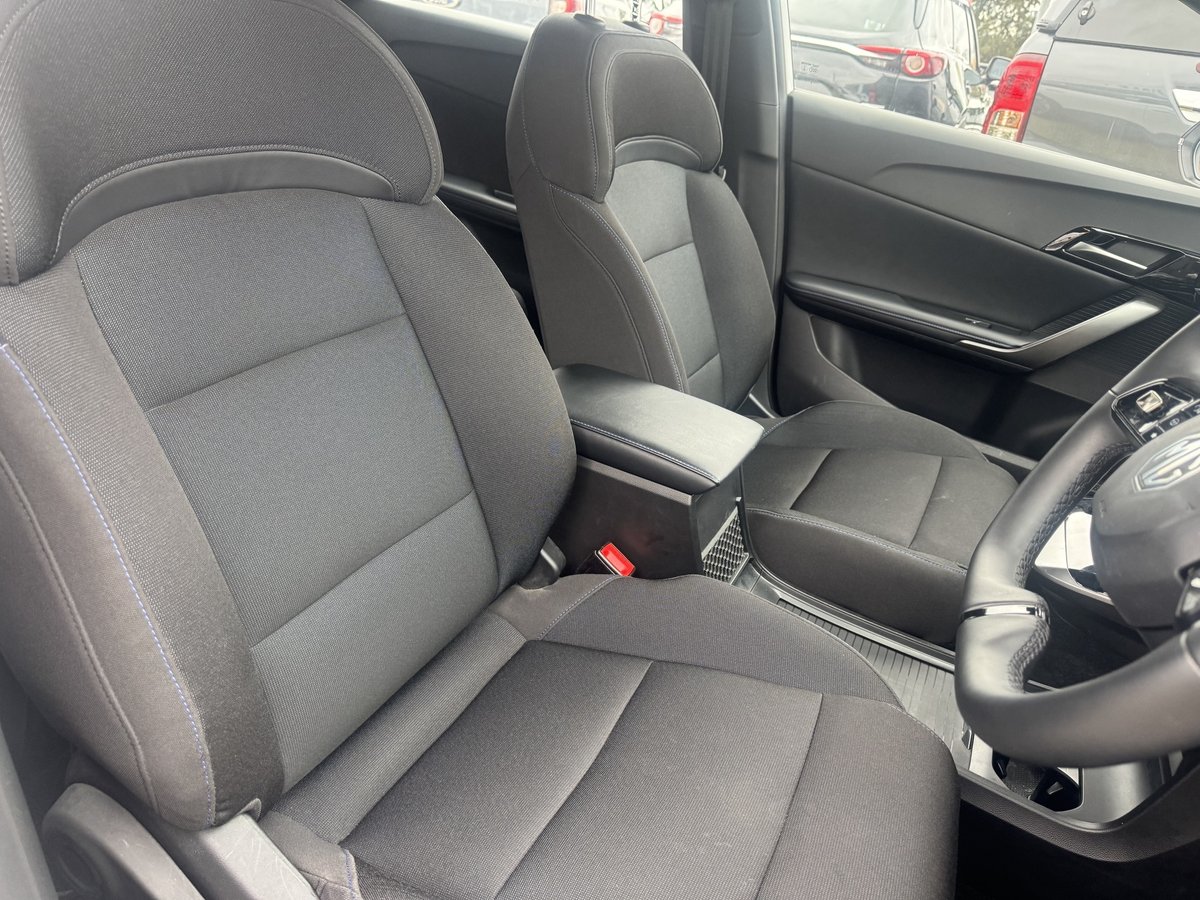 2024 MG MG4 Excite 64 150kW MEH32 MY24 image 14