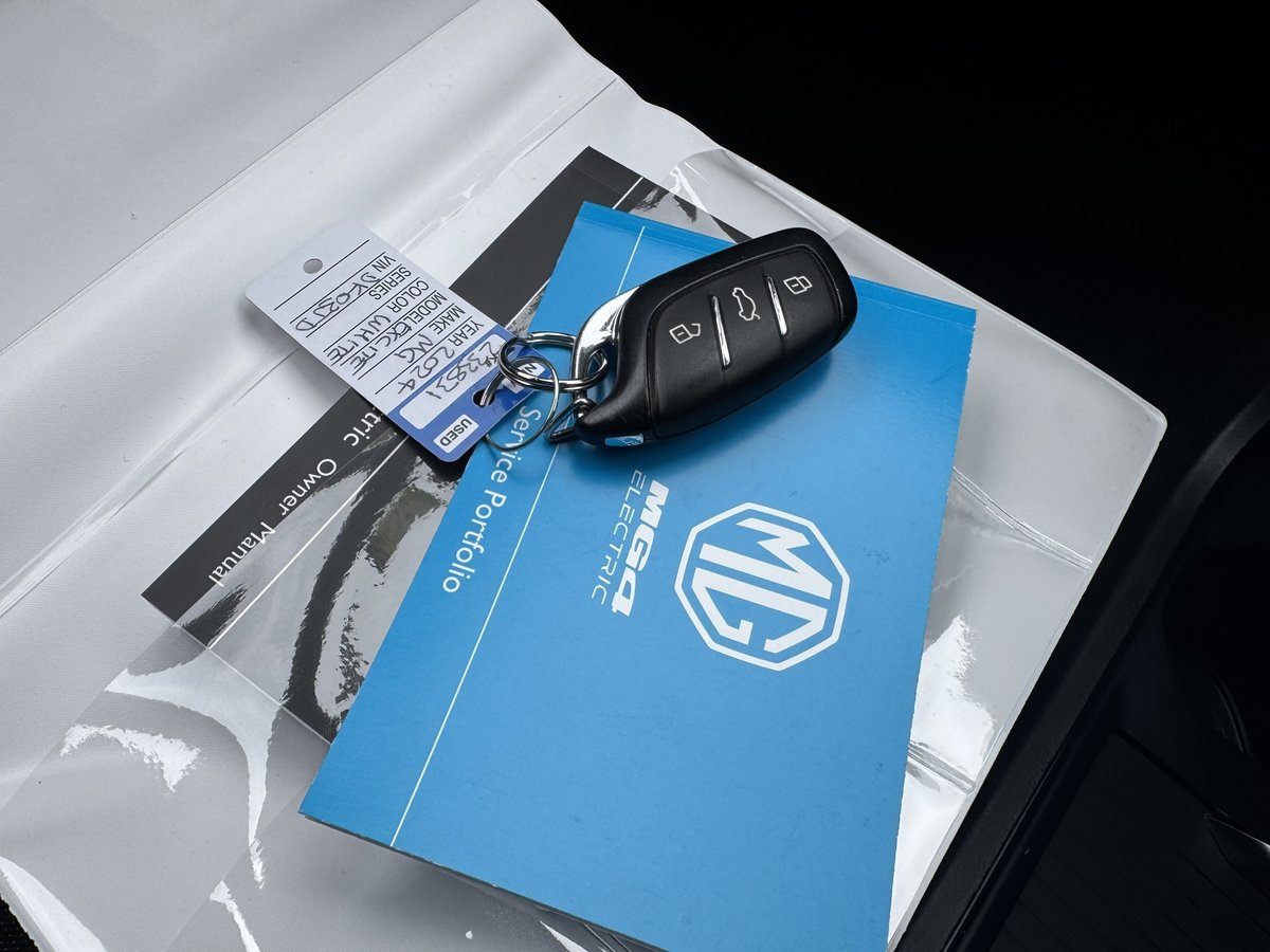 2024 MG MG4 Excite 64 150kW MEH32 MY24 image 24