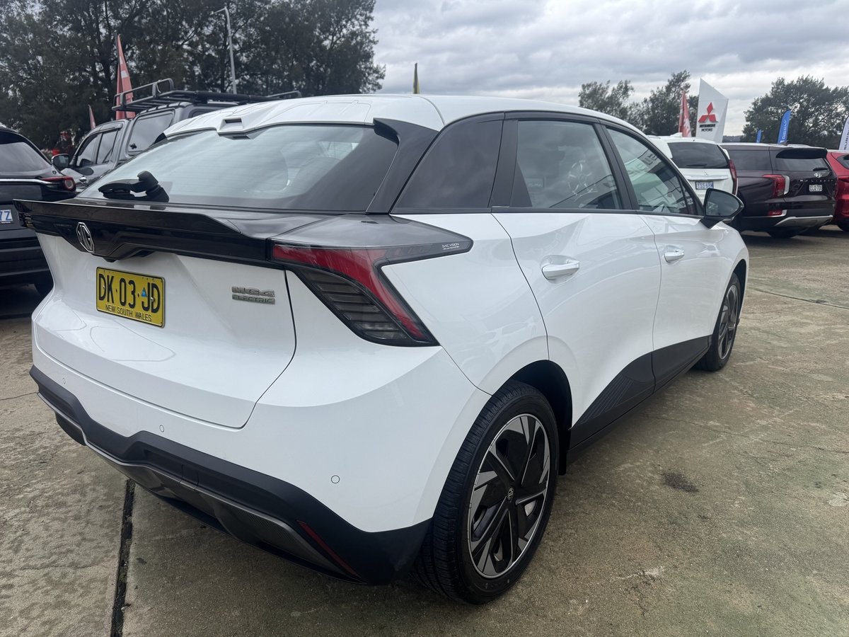 2024 MG MG4 Excite 64 150kW MEH32 MY24 image 7