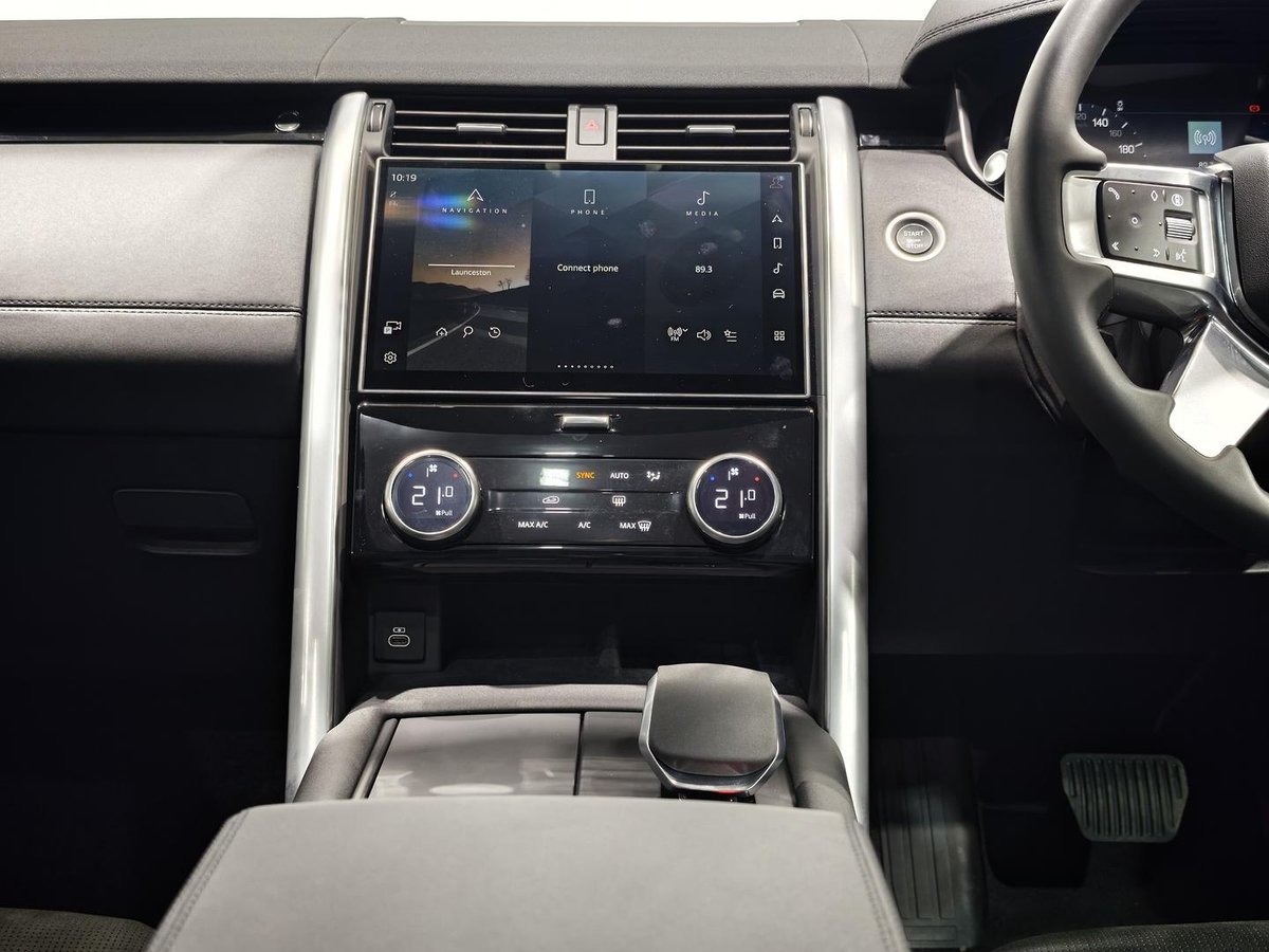 2025 Land Rover Discovery D350 S Series 5 MY25 4X4 image 14
