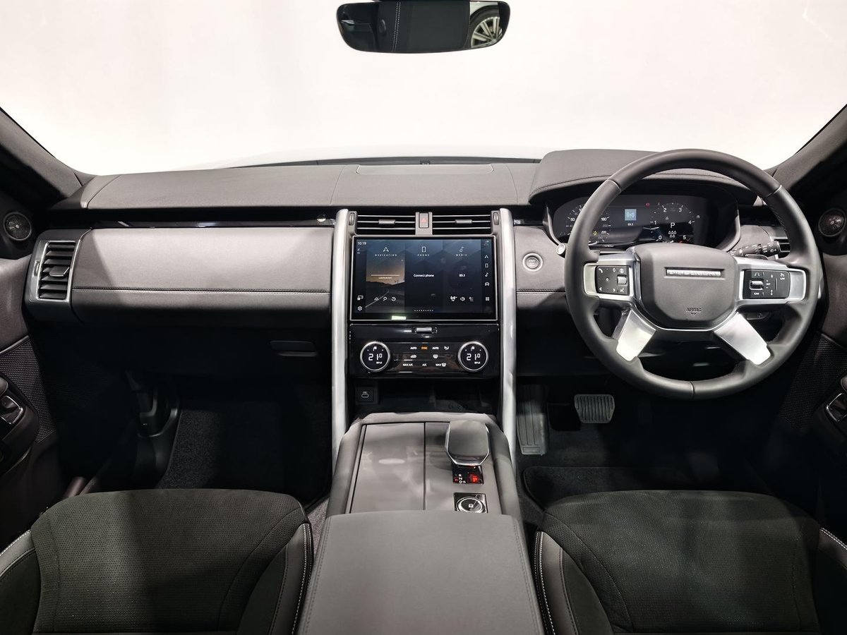 2025 Land Rover Discovery D350 S Series 5 MY25 4X4 image 9