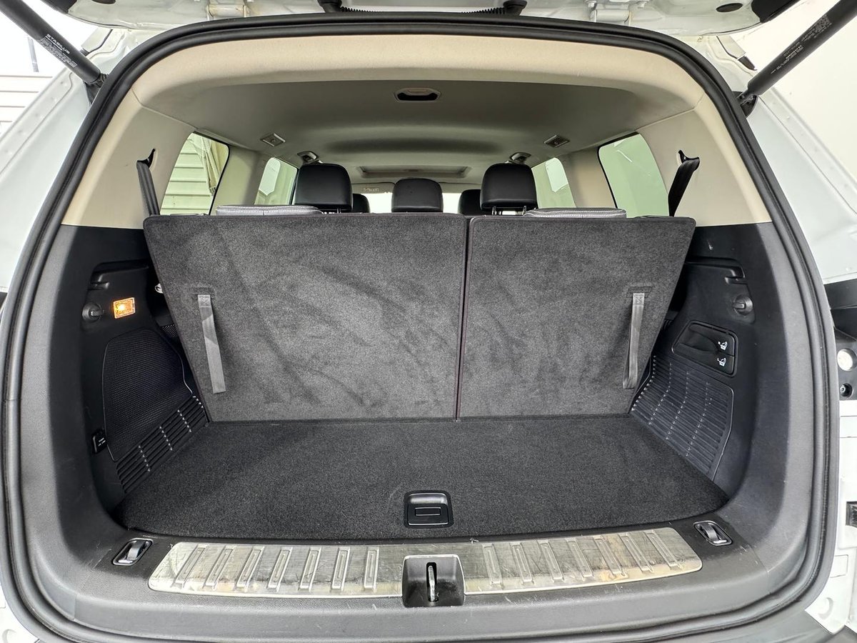2024 LDV D90 Executive SV9A 4X4 Dual Range image 15