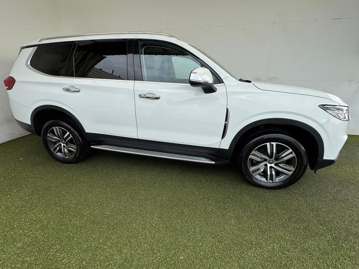 2024 LDV D90 Executive SV9A 4X4 Dual Range image 24