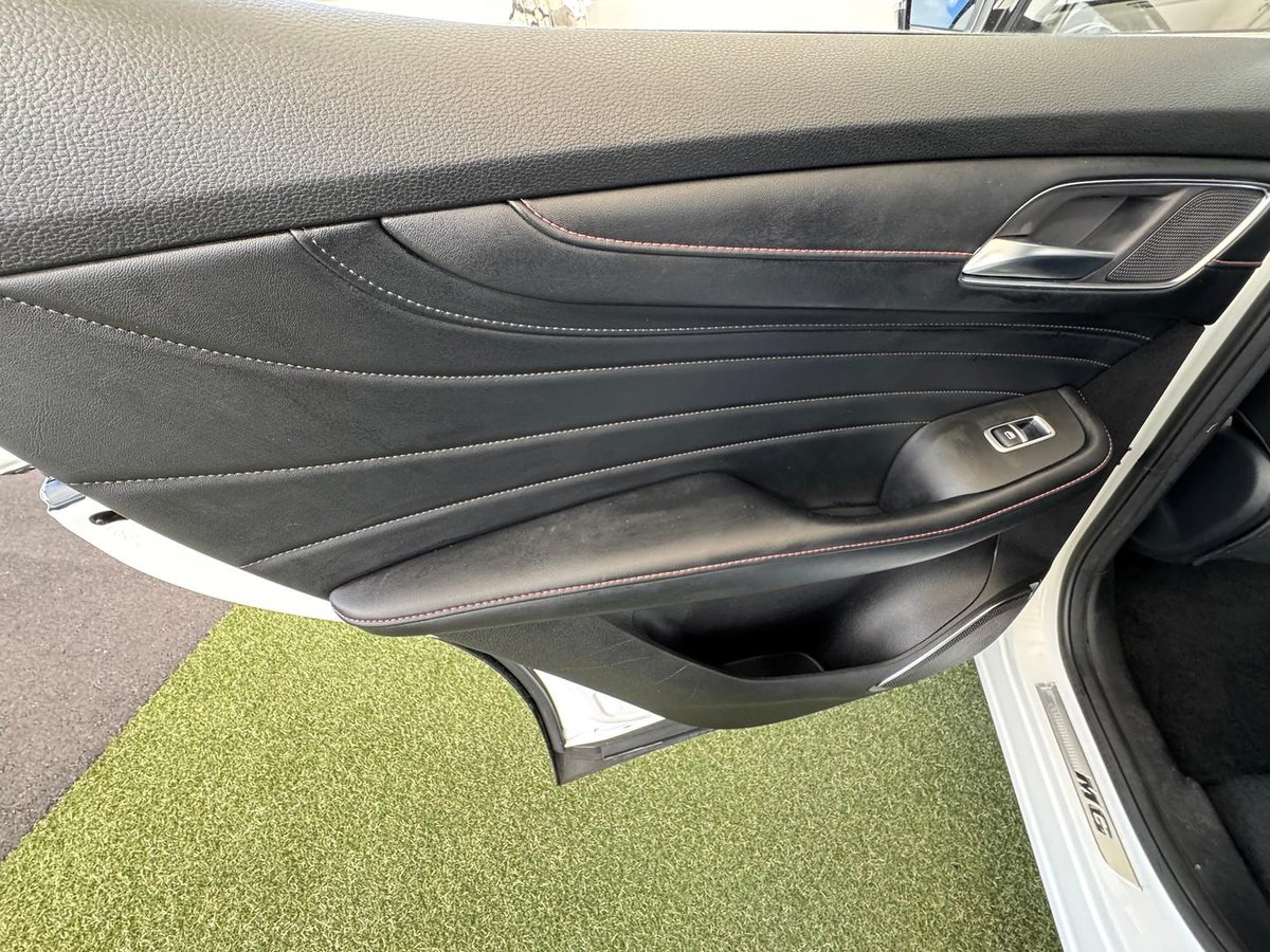 2022 MG HS Plus EV Essence SAS23 MY22 image 18