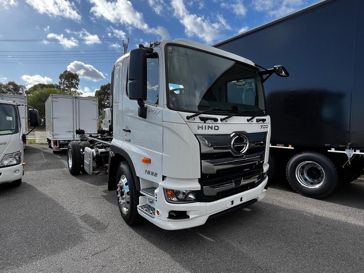 2026 Hino 700 Series FH 1832 image 8