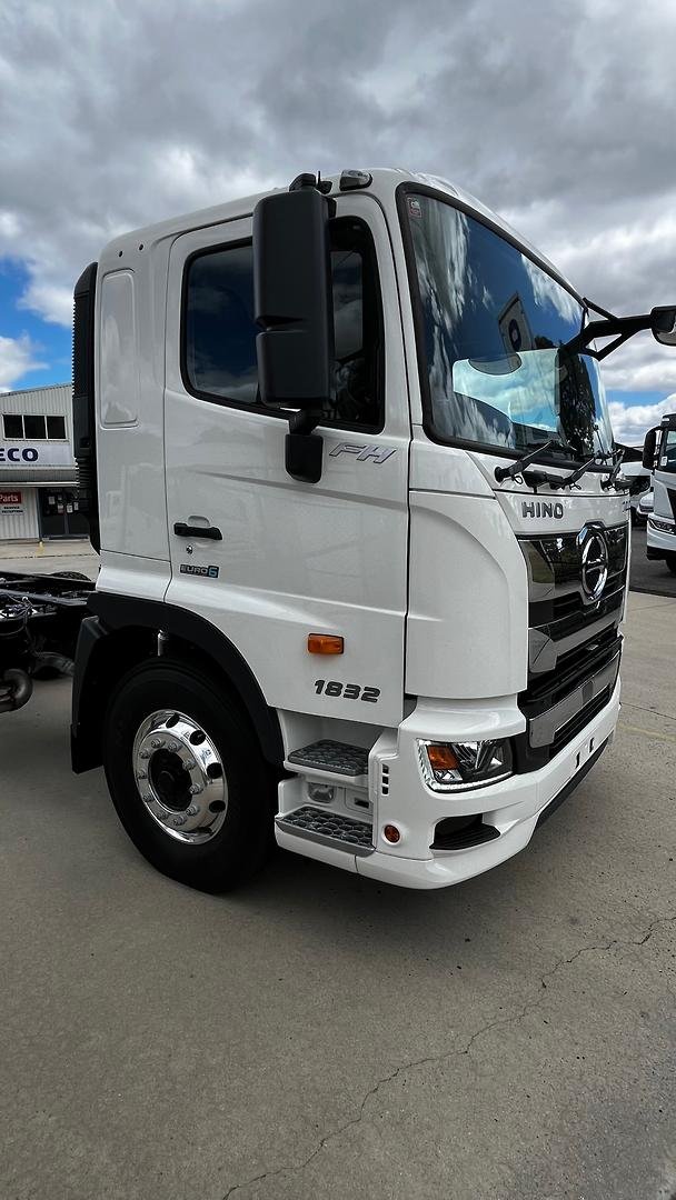 2026 Hino 700 Series FH 1832 image 44