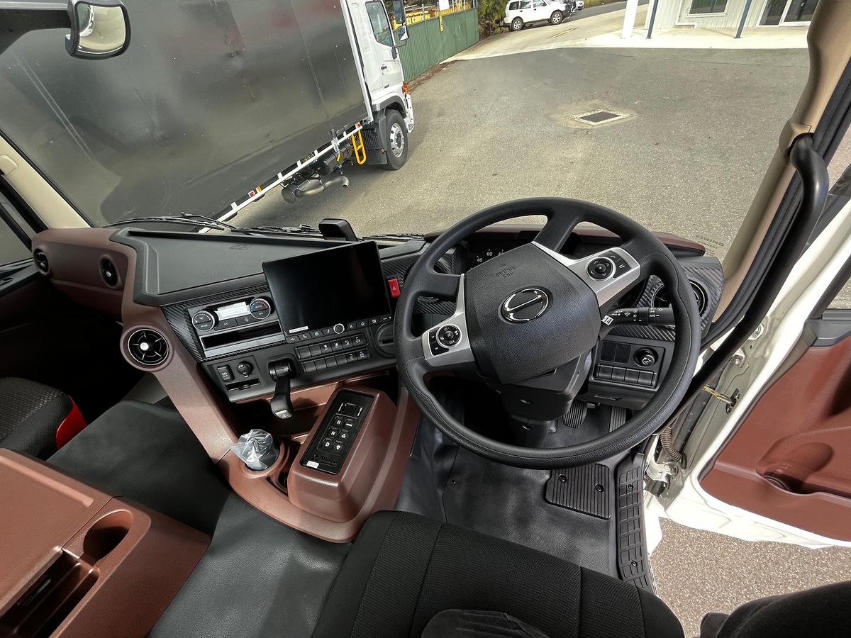 2026 Hino 700 Series FH 1832 image 15