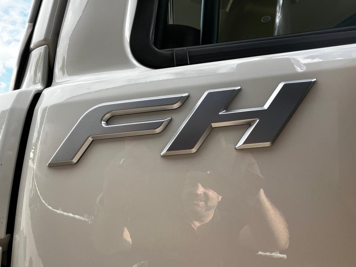 2026 Hino 700 Series FH 1832 image 10