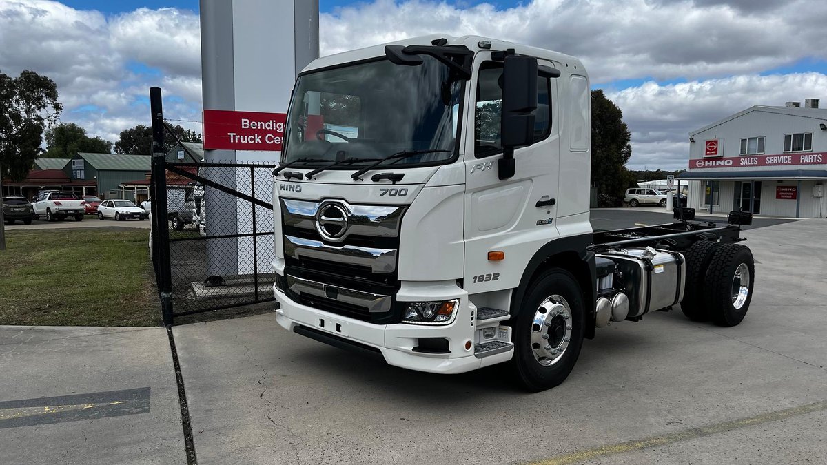 2026 Hino 700 Series FH 1832 image 37
