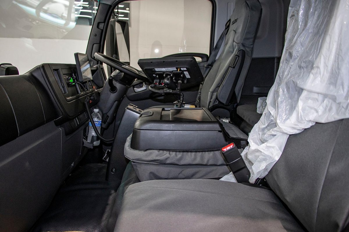 2026 Isuzu F Series Fyj 320-355 At R58 image 7