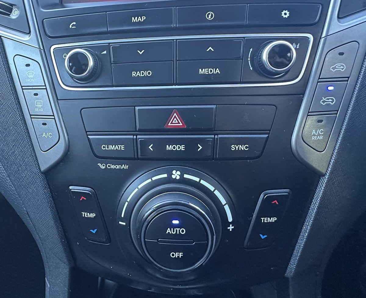2016 Hyundai Santa Fe Highlander DM3 Series II MY16 4X4 On Demand image 28