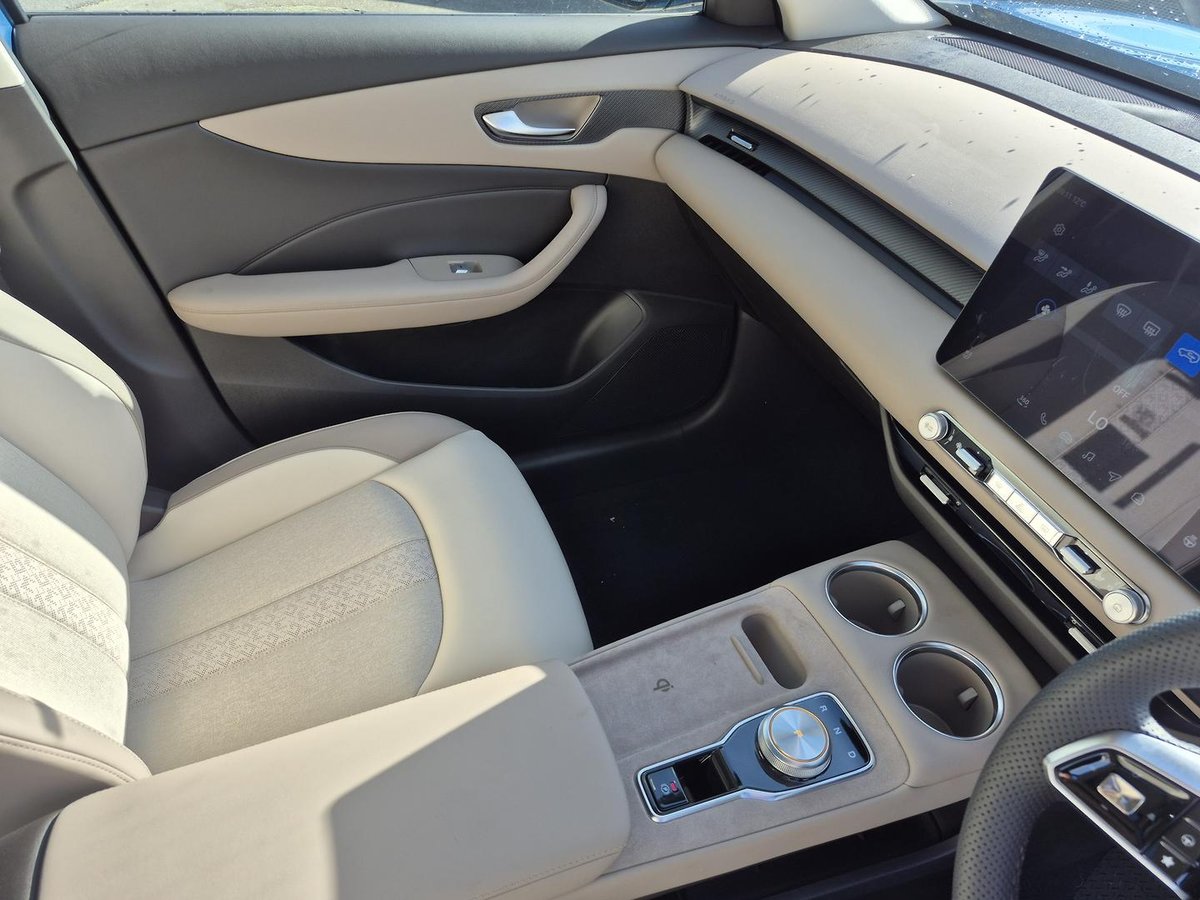 2025 MG MGS5 EV Essence 62 ZS3EM MY25 image 18