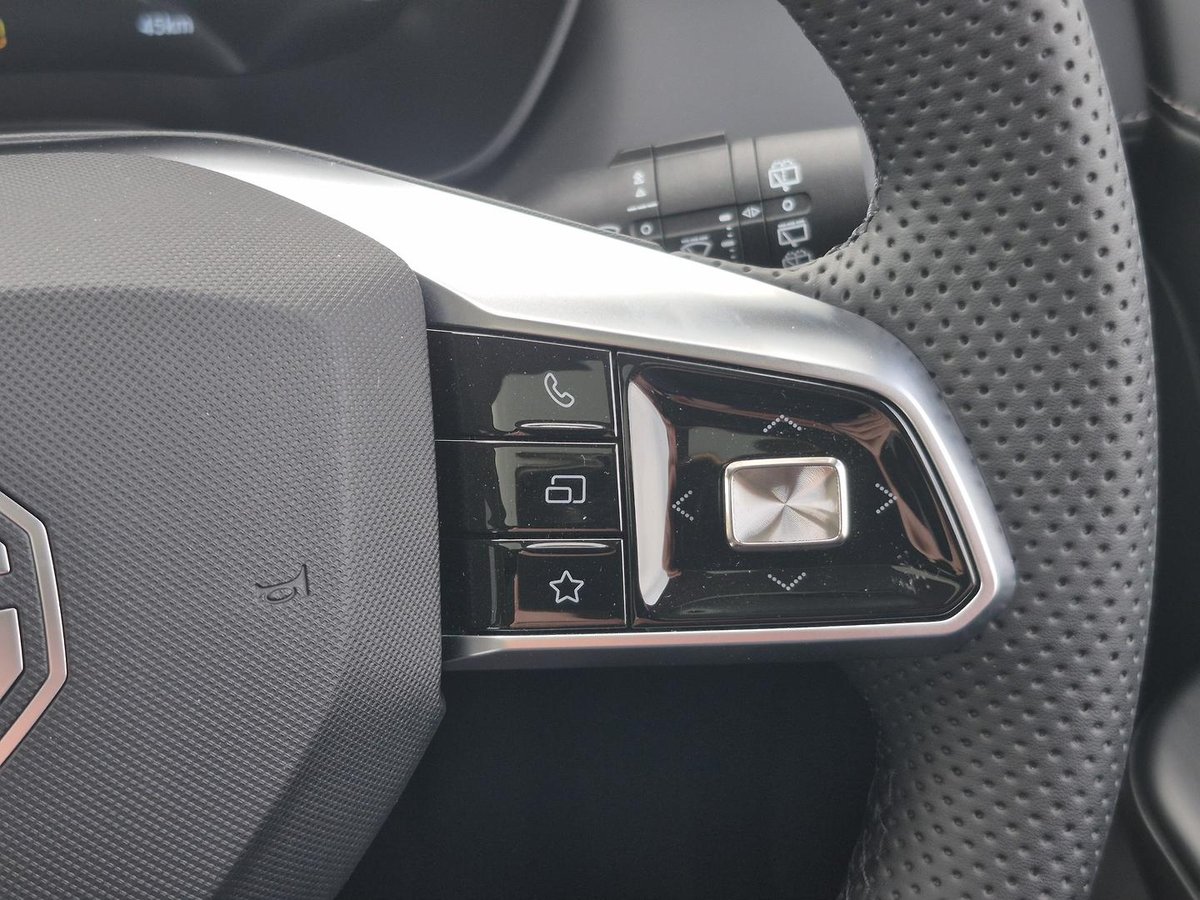 2026 MG ZS Essence Hybrid+ ZS32 MY26 image 16