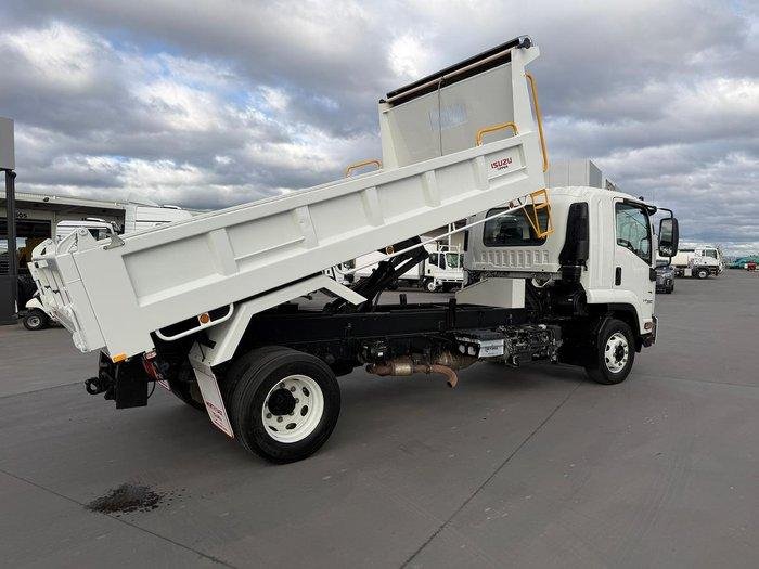 2023 Isuzu F Series Fsr140/120-260 Tipper image 12