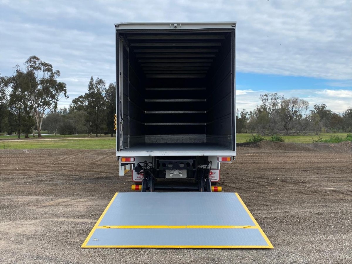 2019 Fuso Fighter 1224 image 9