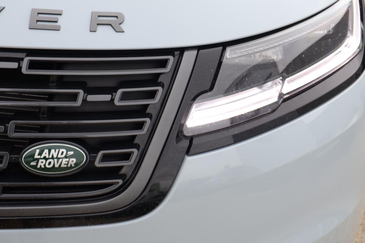 2024 Land Rover Range Rover Velar P250 Dynamic SE L560 MY24 AWD image 11