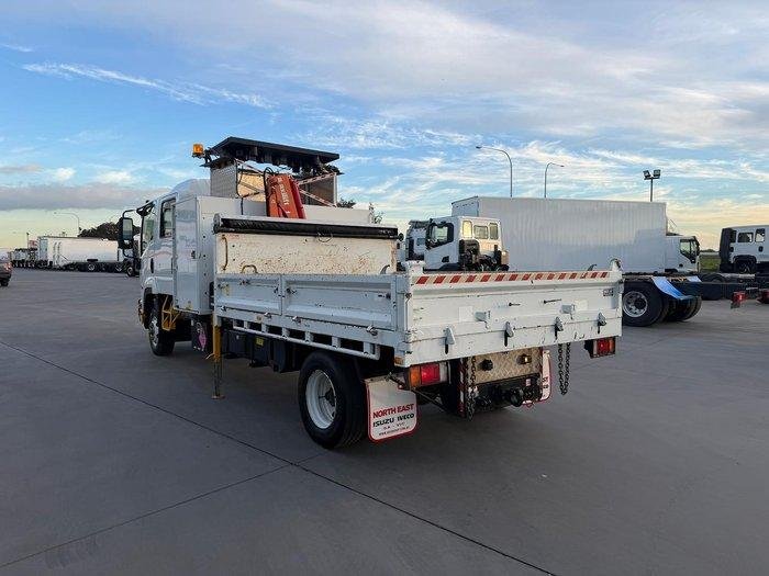 2017 Isuzu F Series FRR110-260 image 3