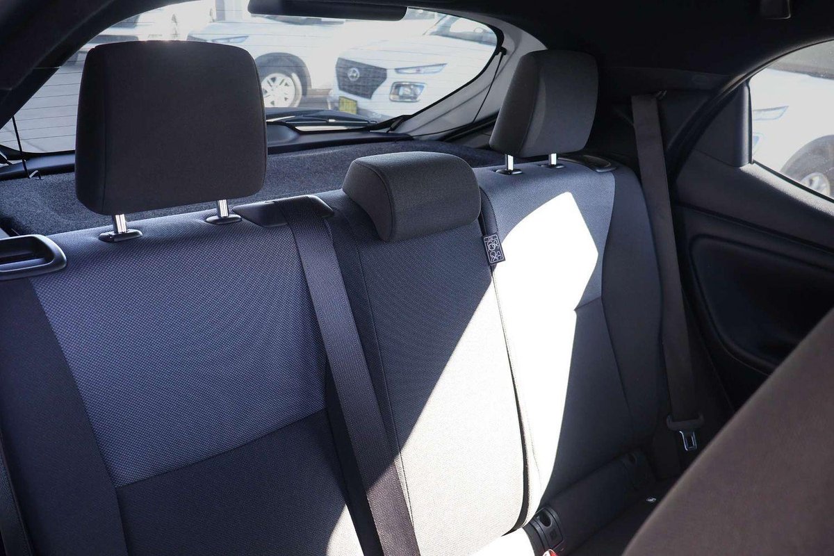 2025 Toyota Yaris image 23