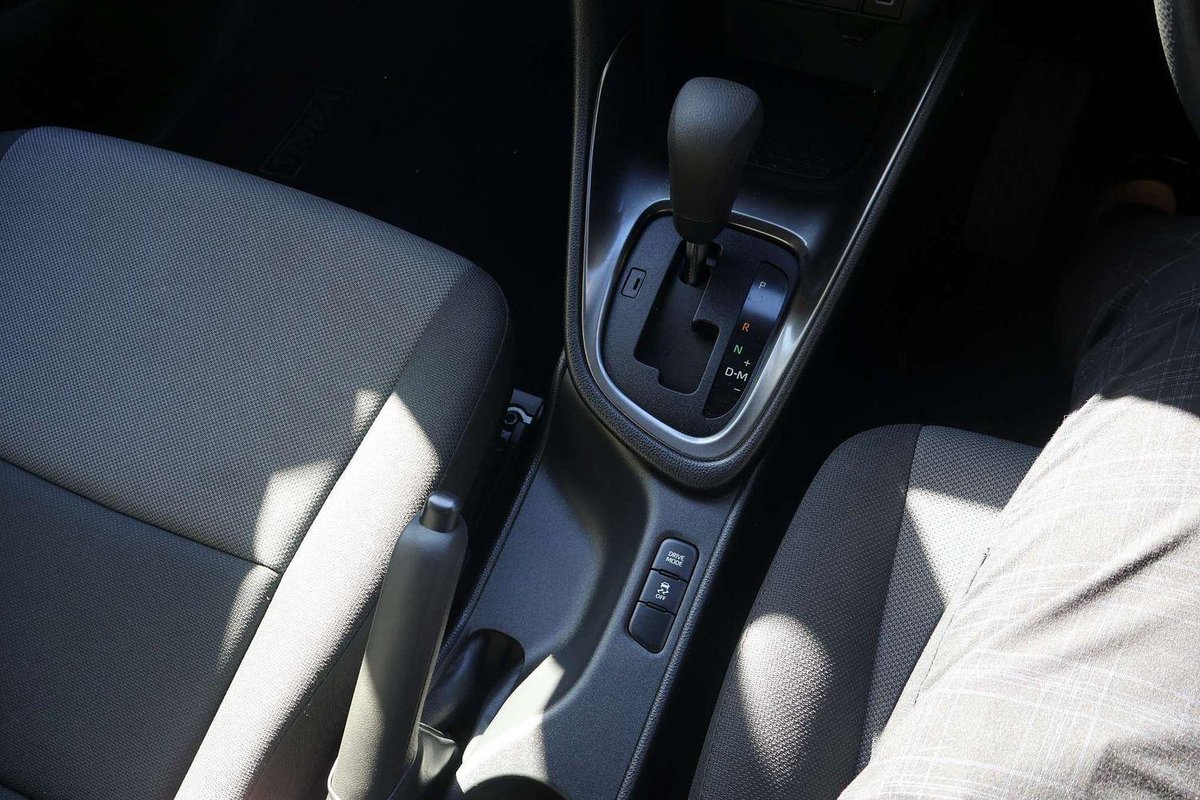 2025 Toyota Yaris image 16