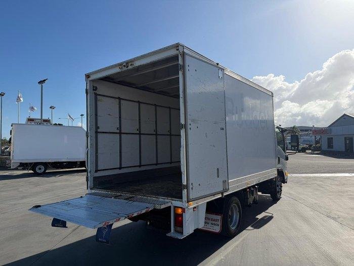 2018 Isuzu N Series Npr 45/55-155 image 11