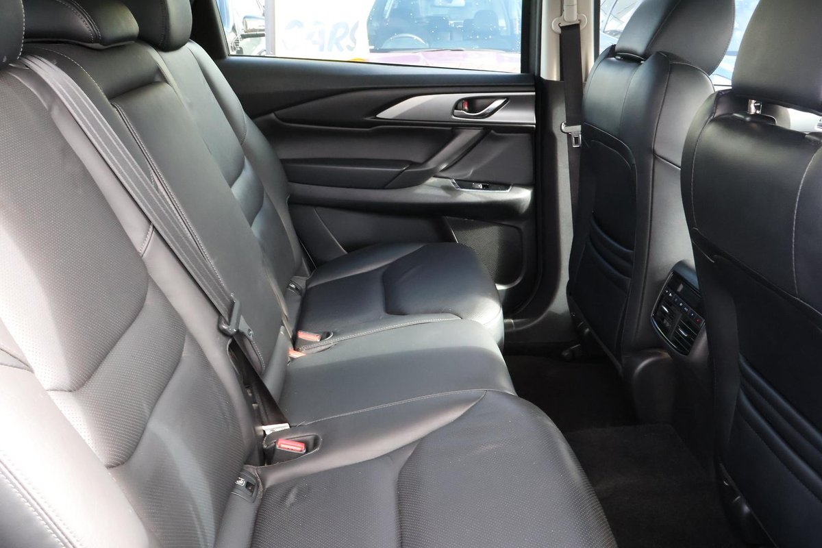 2021 Mazda CX-9 Touring TC image 24