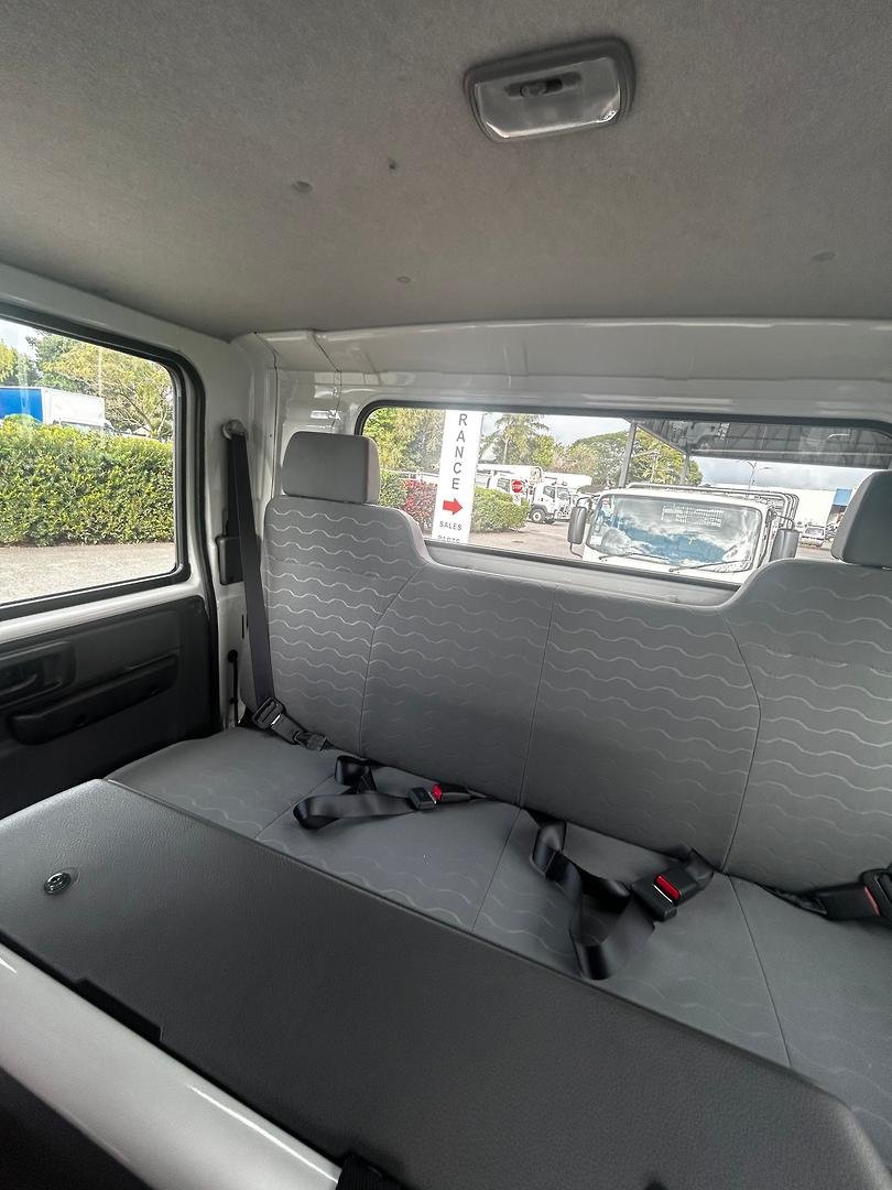 2026 Isuzu N Series image 8