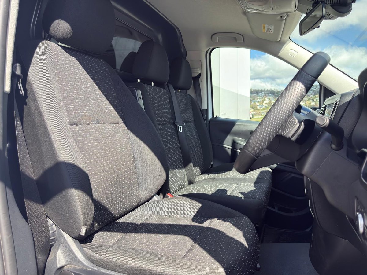 2024 Mercedes-Benz Vito 114CDI 447 image 28
