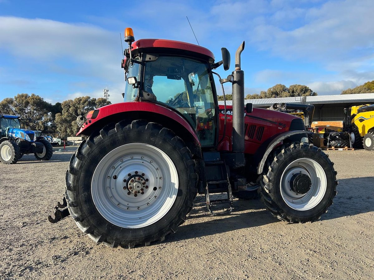 2012 CASE IH Puma 165 image 9