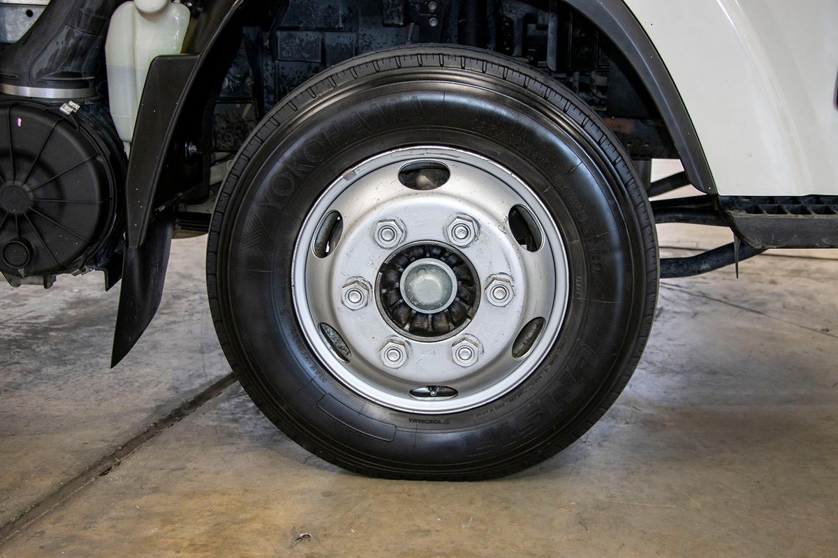2018 Isuzu N Series Npr 45/55-155 Tradepack image 13