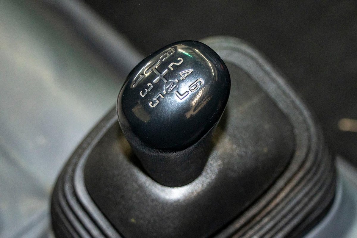 2018 Isuzu N Series Npr 45/55-155 Tradepack image 8