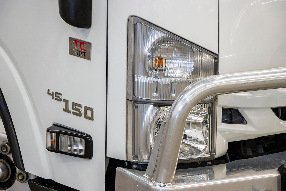 2017 Isuzu N Series Nlr 45-150 Servicepack image 12