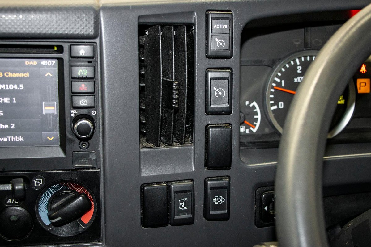 2017 Isuzu N Series Nlr 45-150 Servicepack image 11