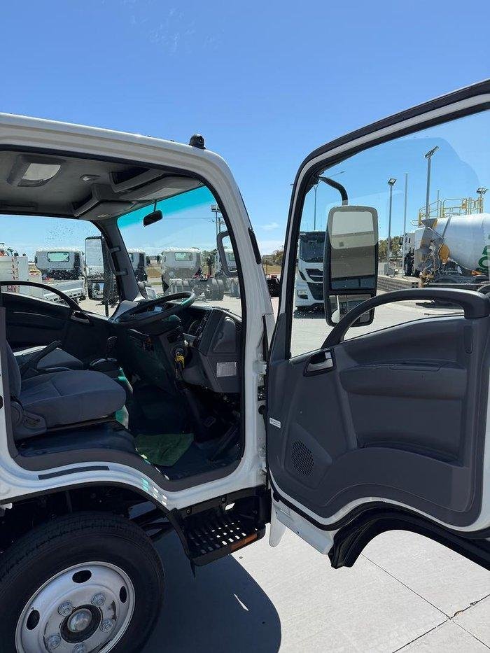 2021 Isuzu N Series Nnr 45-150 image 12