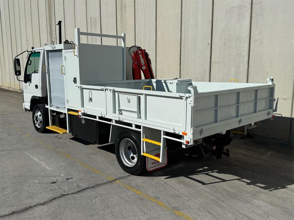 2007 Isuzu N Series NPR 400 image 5