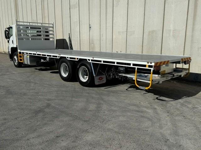 2014 Isuzu F Series Fvl 1400 image 3