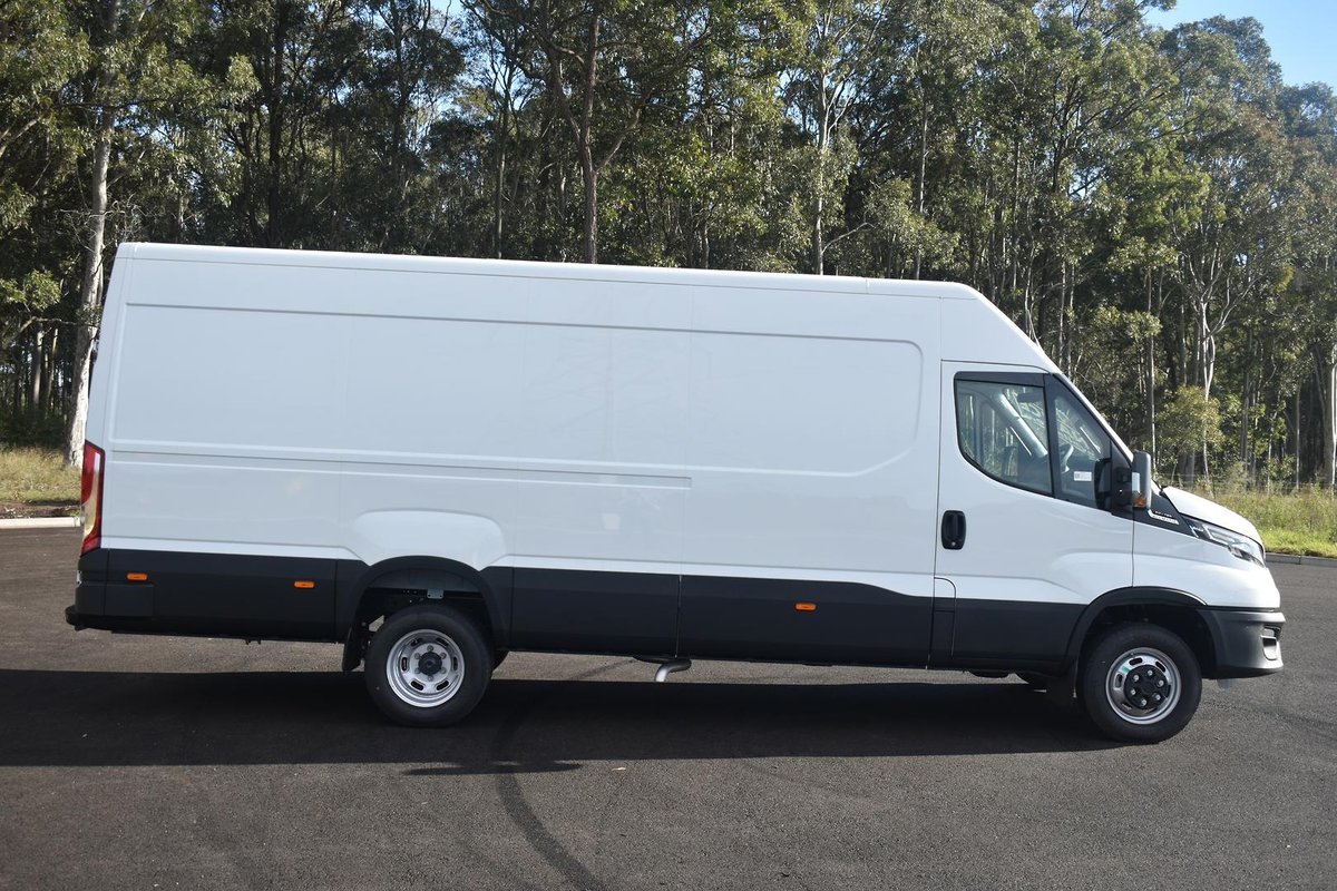 2025 Iveco Daily 50C18V image 8